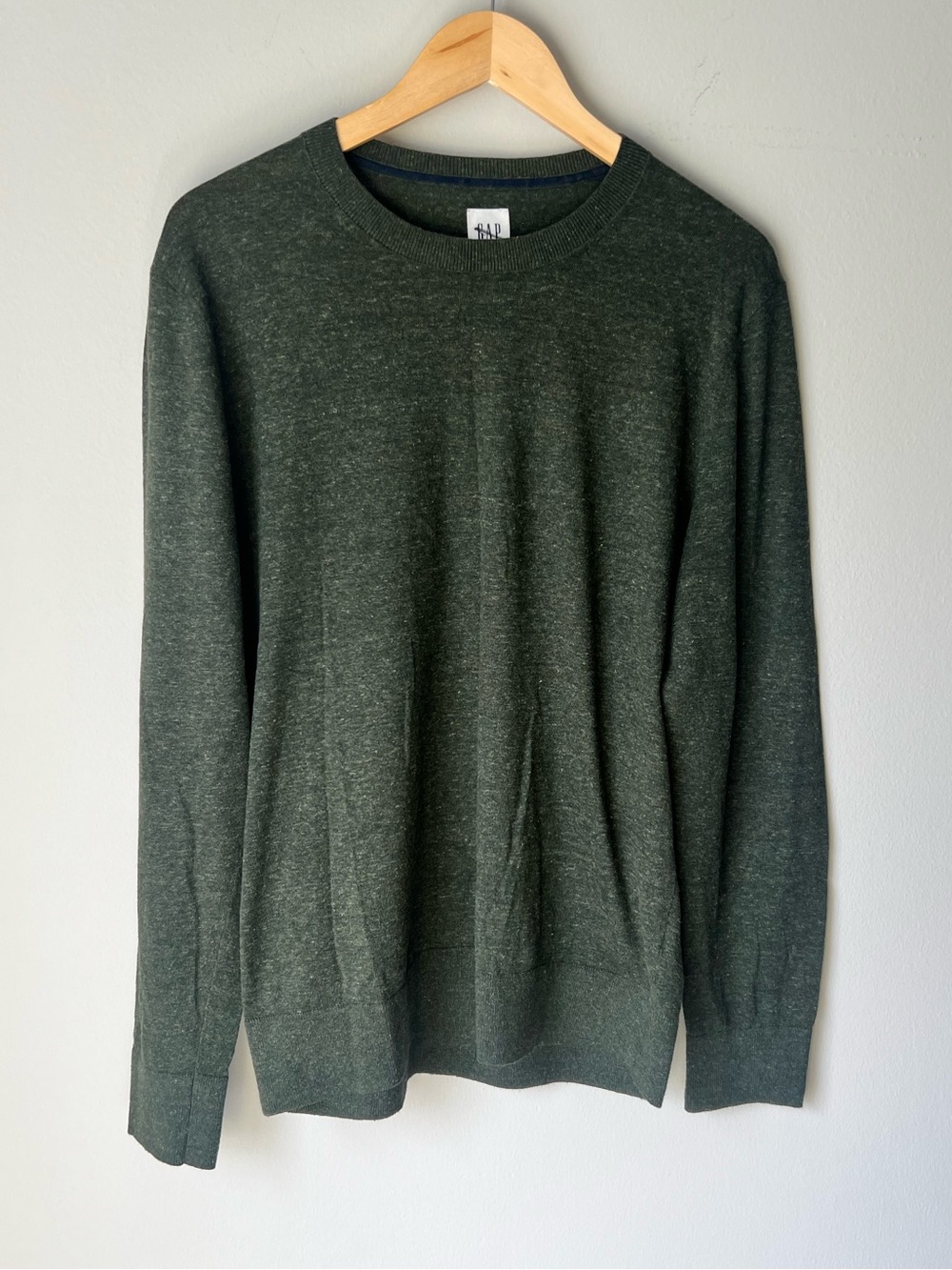 GAP Men's Crewneck Sweater - Dark Green Size M pre-Owned